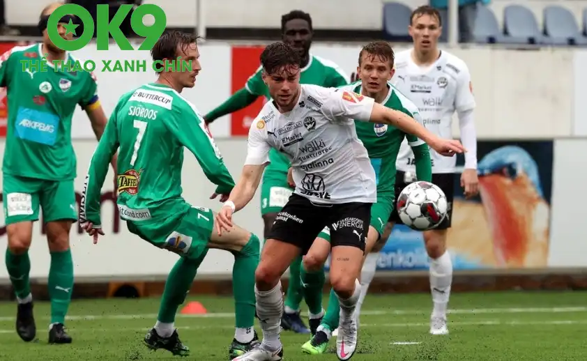 Cả Mariehamn và Haka đều nằm trong nhóm rớt hạng của giải VĐQG Phần Lan Cả Mariehamn và Haka đều nằm trong nhóm rớt hạng của giải VĐQG Phần Lan